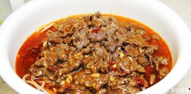 牛肉想要嫩滑,千万不要直接下锅,多加一个步骤,嫩滑又入味