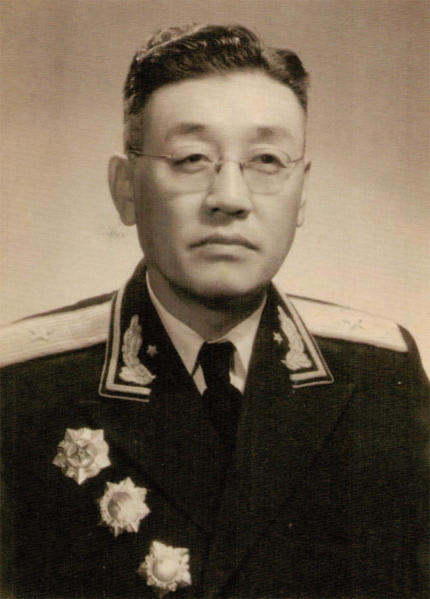 少将|红军创始人之一，55年仅评大校，3元帅打抱不平，主席：立升少将