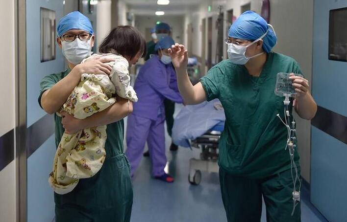 辅食|孩子多大可以吃盐,越晚越好,原来很多父母都搞错了,别再坑娃了