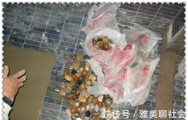 石子|老公在淋浴间铺鹅卵石,就为了给脚底按摩,完工后我愣住了!