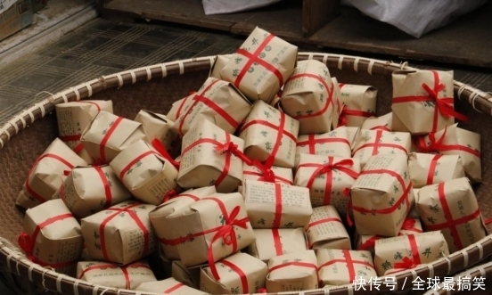 乾坤一盏茶，百味共杂陈 ——读王旭烽《茶人三部曲》