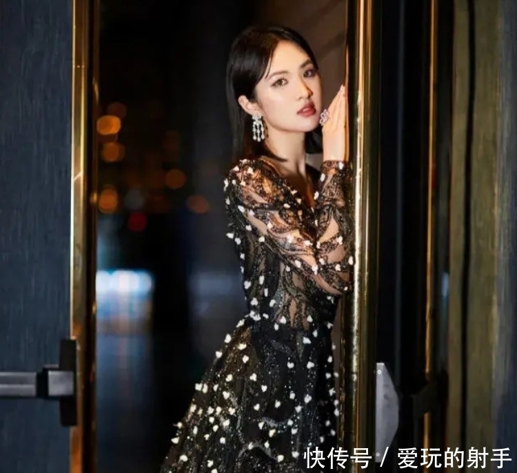 龚俊 《中餐厅5》阵容有变动?网传龚俊退出节目录制,原因引网友热议