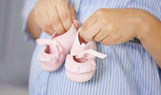 父母|同名小夫妻领证走红,工作人员以为自己看花眼,网友:孩子叫啥?