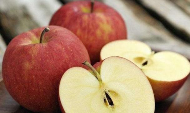 空腹|每天空腹吃个苹果,不到一个月,或许4个“好处”悄悄降临!