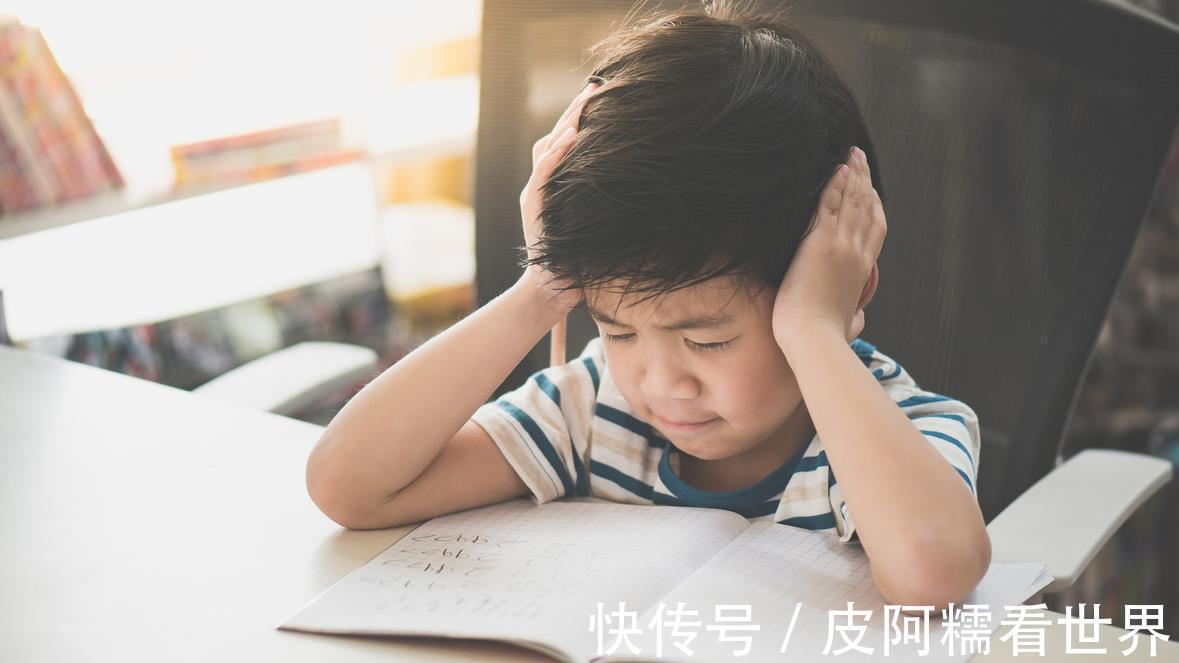 拼图|为何多数孩子坐不住?专注力差的原因,被很多妈妈忽略了