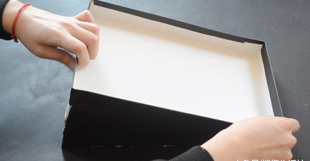 家家户户|废旧的鞋盒别再丢了, 剪几刀, 放在家里有大用处, 家家户户都需要