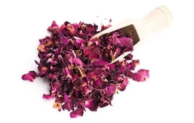 蒲公英，是低调的“养生高手”，谨记“六搭配