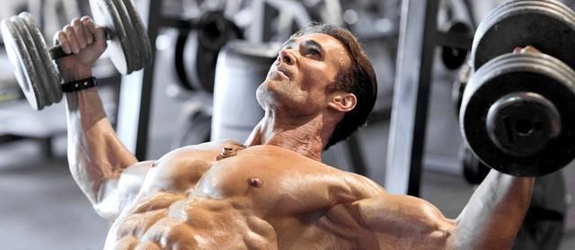 三角肌|改掉这7个练胸小毛病,胸肌多几倍训练痕迹?