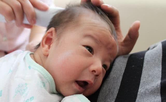 满月|给宝宝剃胎发的最佳时间,不是满月,很多家长都搞错了