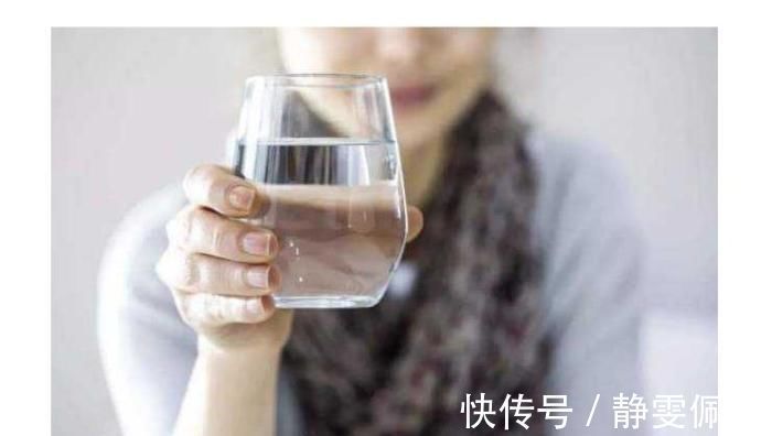 心脑血管|预防脑梗，睡前经常做这一件事，能够帮你疏通血管，避免中风！