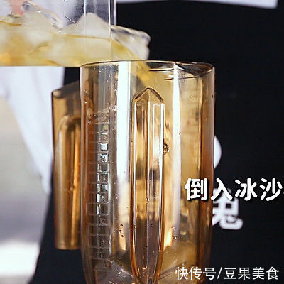 杨梅酸奶的做法，「暴小兔茶饮」免费奶茶教程