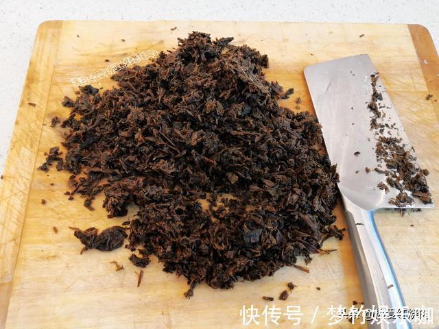 猪肉馅|梅干菜猪肉馅的大包子,刚出锅我能吃掉仨,用这面粉做次次都成功
