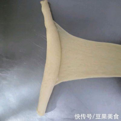 成品|10分钟快手菜一份面团几款面包，做饭不发愁