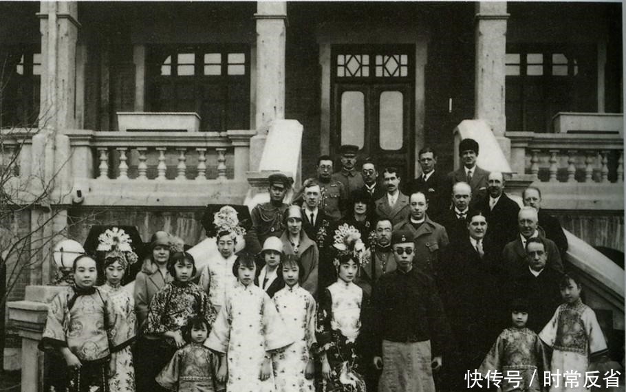 妹妹|溥仪家族珍贵老照片，末代皇帝溥仪的原生家庭，妹妹很有气质