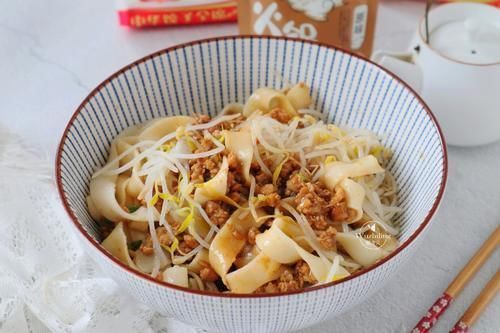 碗面|这碗面，不放菜也能吃两碗，这做法就是香，老公就服我！