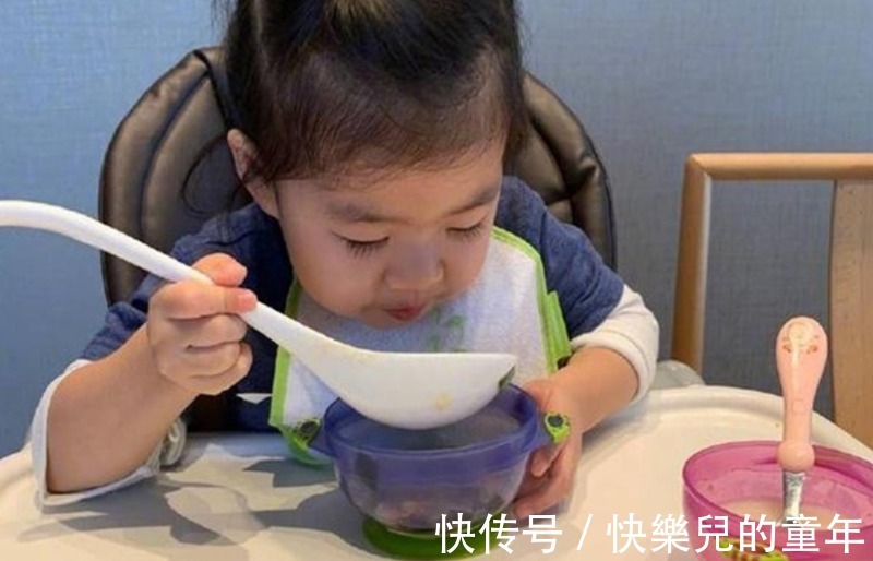 垃圾食品|女孩这一年龄还没到160厘米，或再难长高，找工作受限制