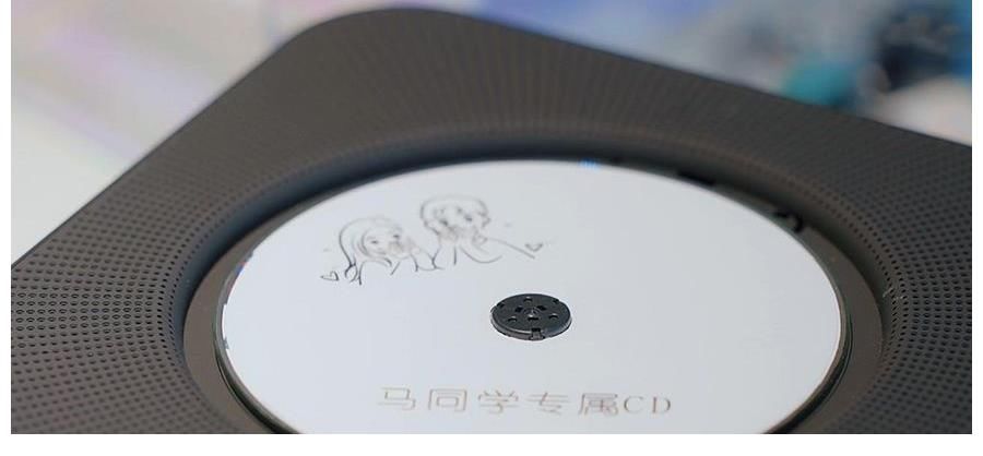 心動的信號|心動的信號4：女2喂男1吃東西，女4也很主動，送男1專屬禮物