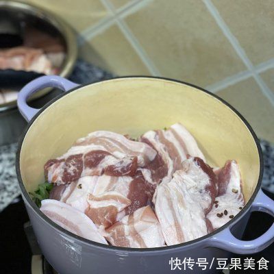 有了这盘东北扒肉，米饭都要多煮几碗