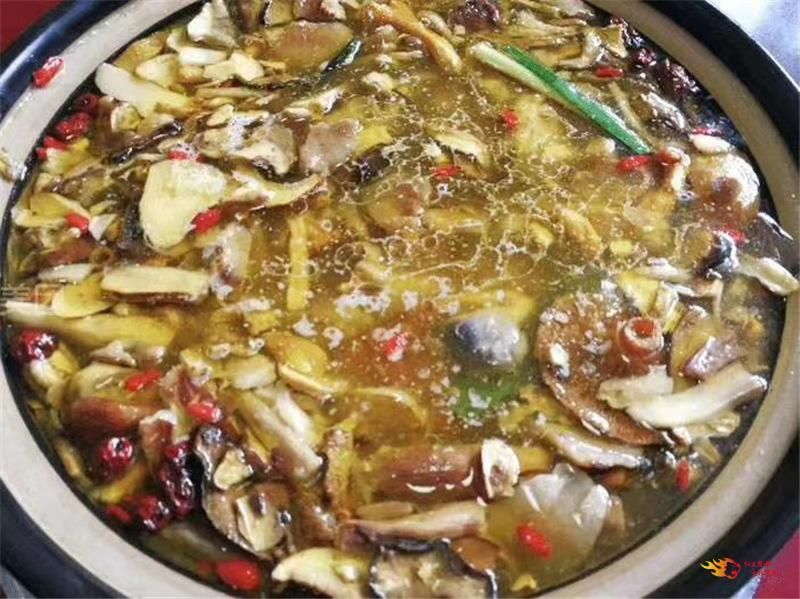 楚雄冬天最暖心的美食,吃起来……