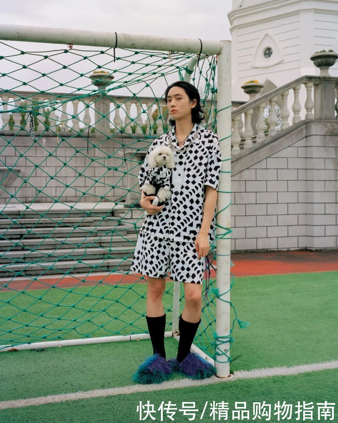 顶流们的阳谋，联手把国潮穿出圈