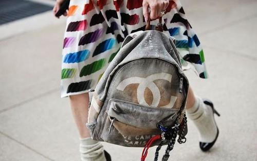 香奈儿Chanel有哪些经典款包包是保值的?