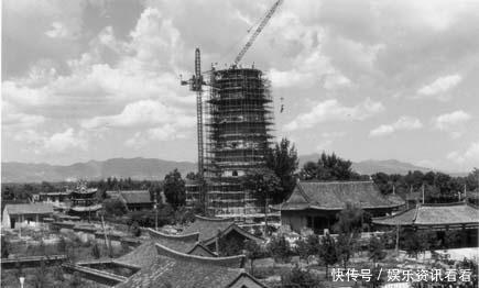 存有|佛塔严重坍塌,专家发现一地宫,里面居然存有释迦牟尼佛真身舍利