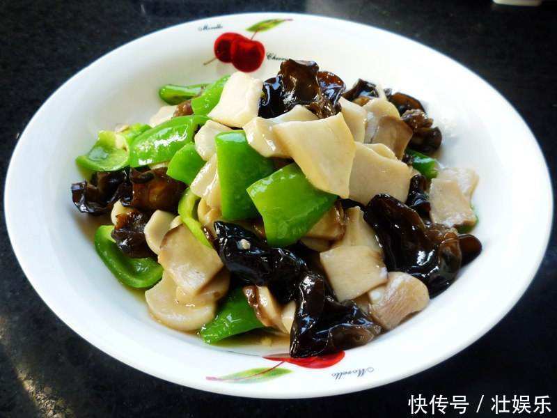 二月,多给孩子吃此菜,百吃不腻,软化血管,下酒又下饭