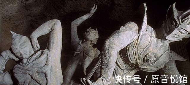 奥特曼|《特利迦奥特曼》注定毁原著吗?杂志图已经公开,卡蜜拉变胖大妈