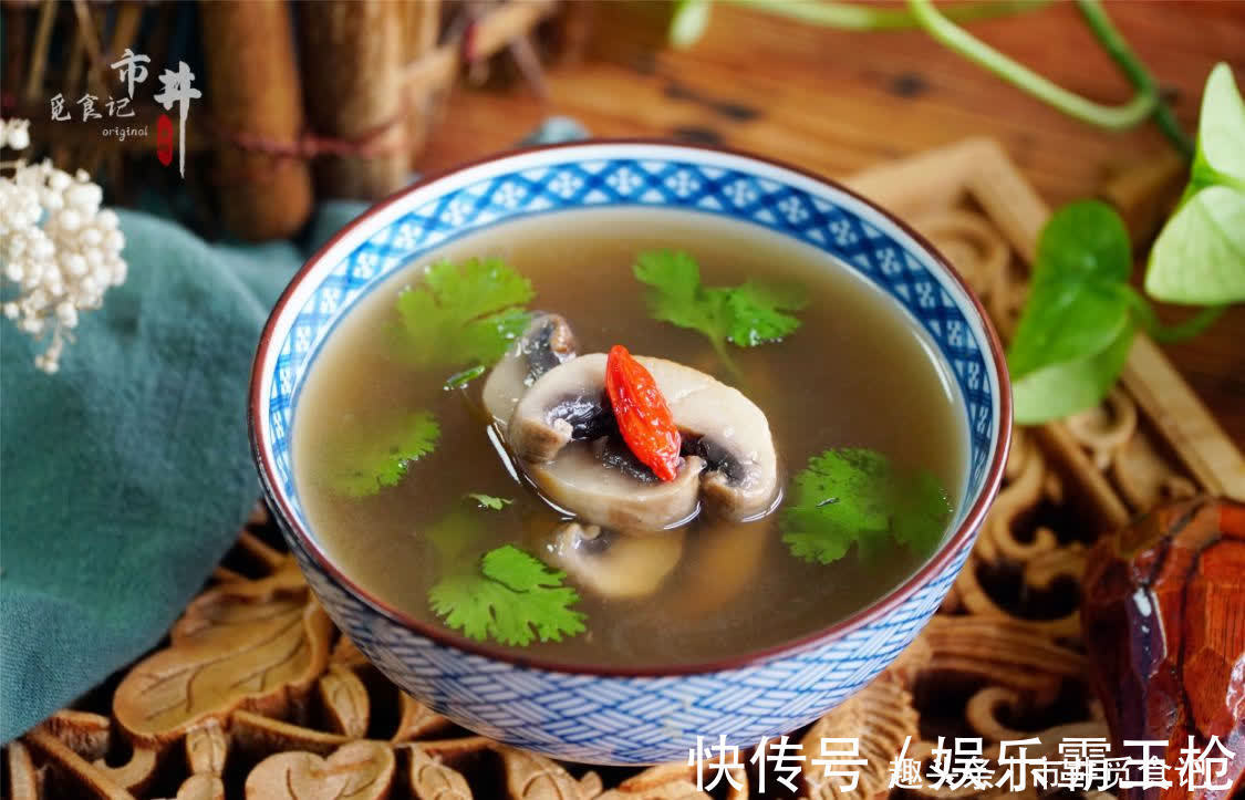 菜市场碰到这菇别手软，买上半斤煮汤，鲜的不得了，家人都爱喝