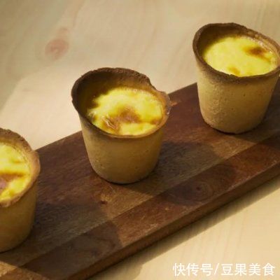搅拌均匀|火爆全网的德式布丁葡挞，吃一口保证你会爱上它