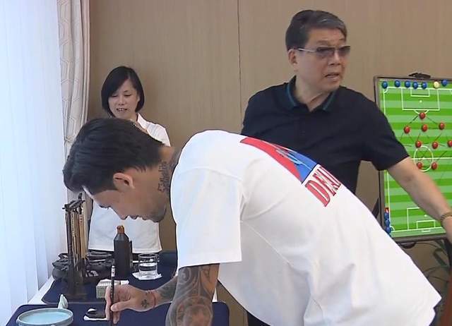 国足|记者推荐77岁徐根宝执教国足：他与来自上海的足协领导好沟通！