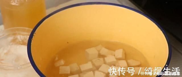 蒜苗|豆腐自从学会这个做法，家人三天两头点名吃，鲜嫩入味，比肉都香