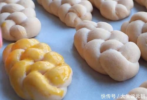 西红柿加2个鸡蛋,这样做连吃一周都不腻,无油无水,好吃又健康