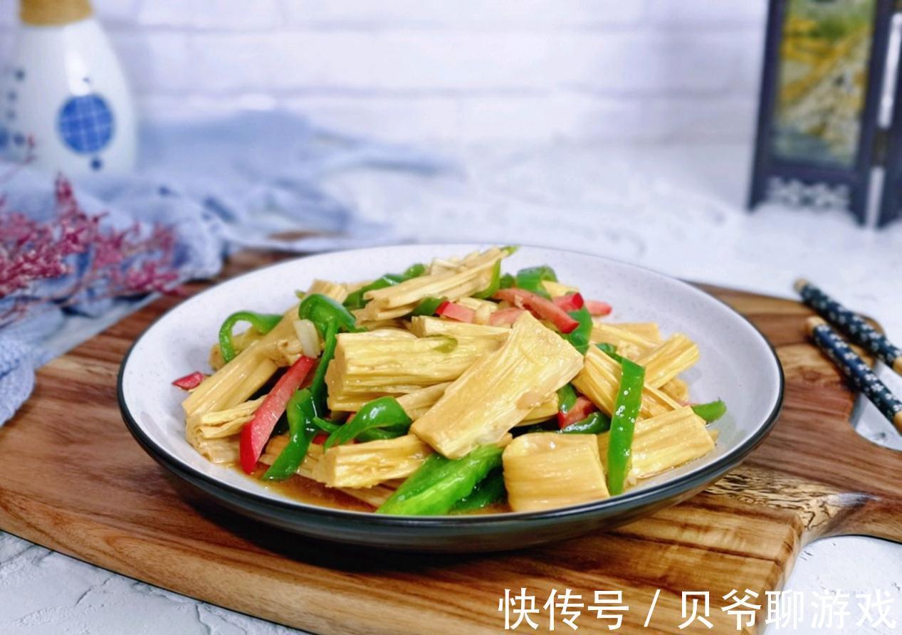腐竹的家常做法,青椒炒腐竹,5分钟做好一道菜