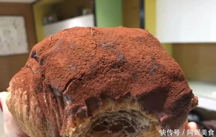 最毁女孩形象的4种食物,鸭脖子,第一个只敢偷偷吃!