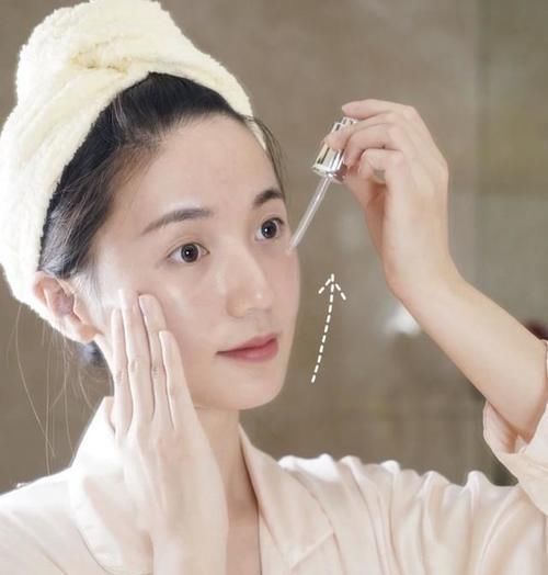 可盐|兰蔻的“四大王牌”:菁纯面霜名气大,小黑瓶差评多,口红算垫底