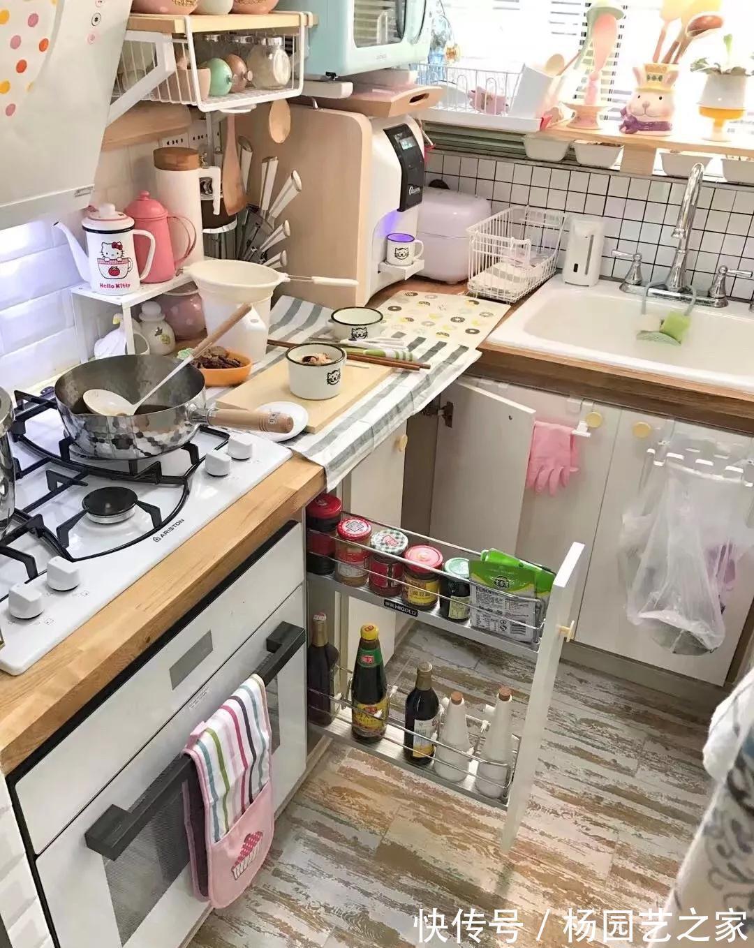 卫生间|深圳阿姨的24㎡独居生活：主宰自己的生活，活出生命的精彩