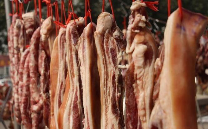 才知道，腌腊肉不能直接抹盐，想要肉嫩味香不长霉，牢记3个要点