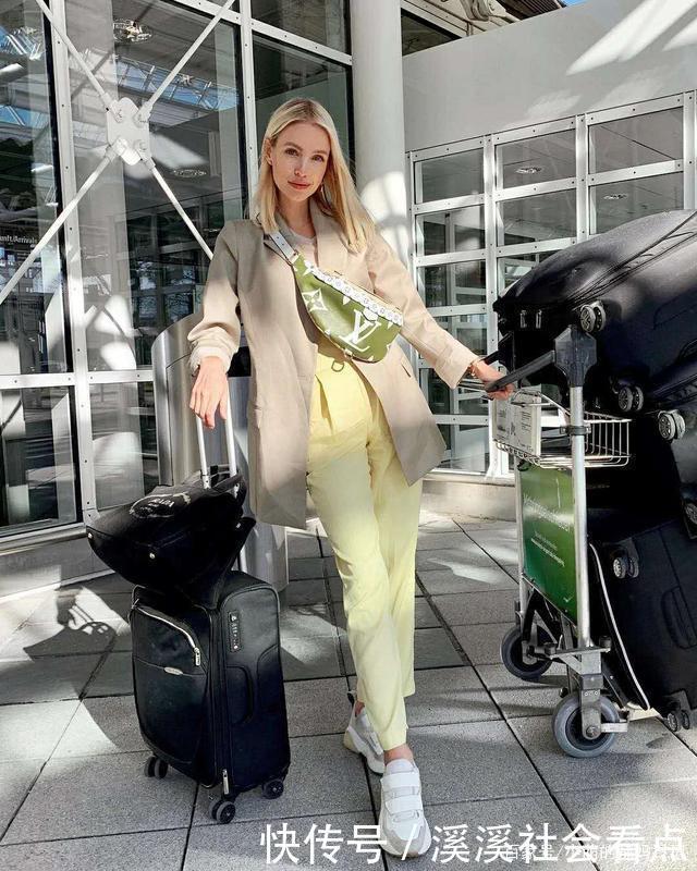 别再穿阔腿裤了,2020年这4种裤子最流行,时髦显瘦还百搭