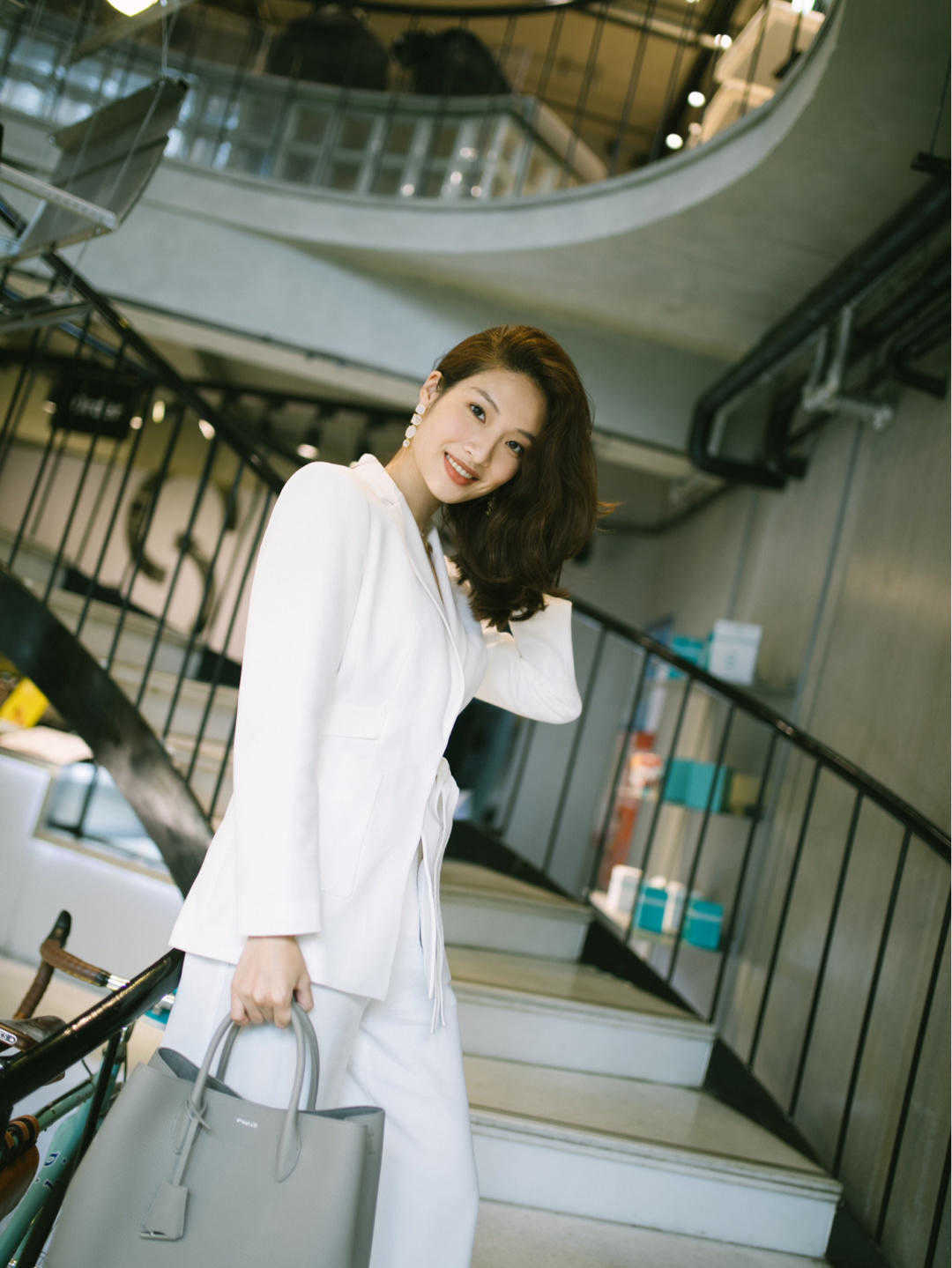 都市圈|想变成都市圈精英女神,学会这几个搭配技巧,气场全开!