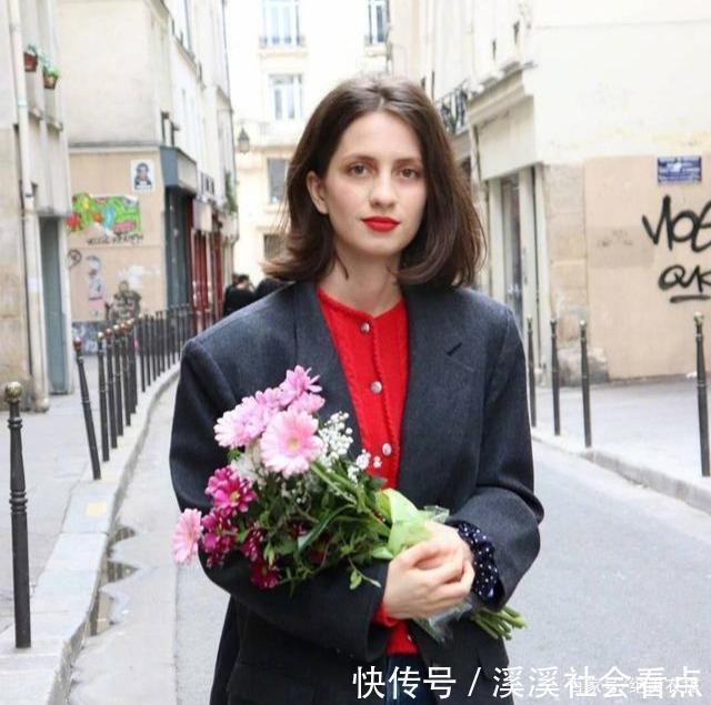 秋天街头的“法式优雅”,我劝你这样穿,法国女人的时髦,你也有