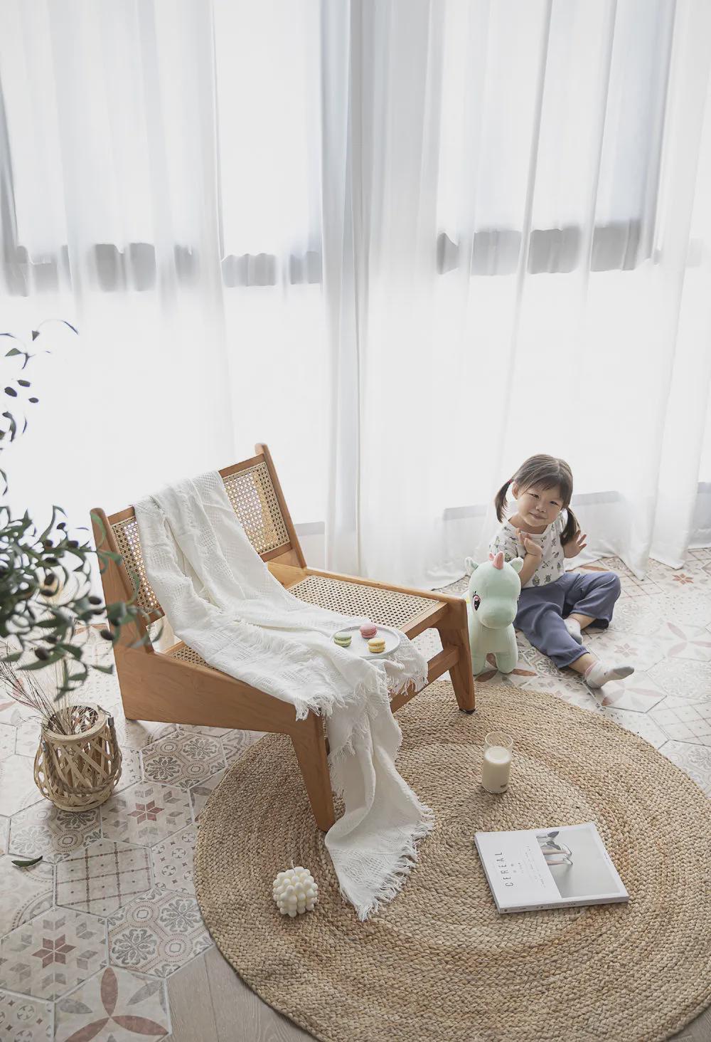 主卧|“穷装”反而更干净舒适,103㎡色调高度统一,耐看极了