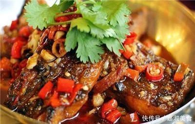 做红烧鱼块时，千万不要一直炒，加入这个东西，出锅的鱼肉嫩滑