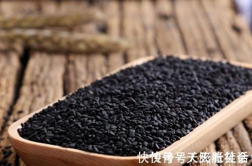 中医|痔疮的“天敌”被中医发现,每天吃一点,活血化瘀,轻松赶跑痔疮!