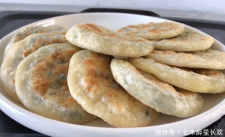 葱头|入伏后，多吃此菜，2元一斤，补钙防贫血，做成面食，放凉也不硬