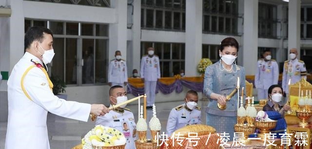 歇菜诗妮娜&“临时王后”歇菜诗妮娜海报被裁,官方只晒苏提达祭祖照片