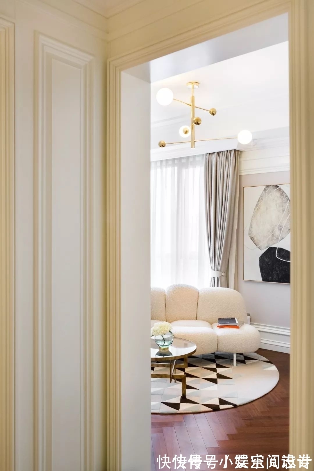 空间|270㎡精装房软装设计,简洁、纯美的温馨轻法式风