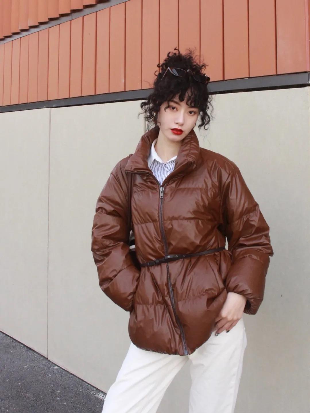 冬季|高级感往往体现在细节中,冬季的“羽绒服”搭配,学到就是赚到