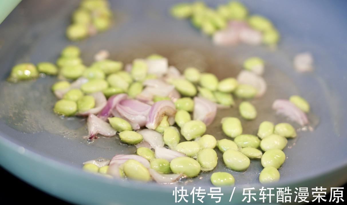吐司|做一份简单的面包布丁，食材丰富健康，真的很好吃