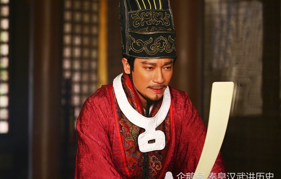 秦桧家族墓挖出半截趾骨,石板炸裂坐实明朝奇案,专家:第一次见